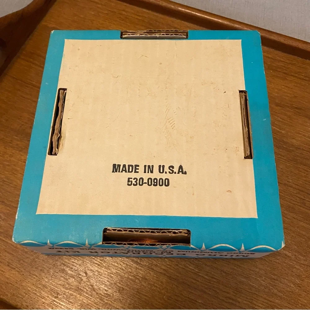 NIB Mirro Decorator Kit - Vintage!
